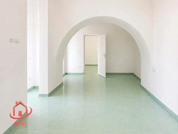 Appartamento trilocale in vendita in Via Carlo De Angelis, Castellabate
