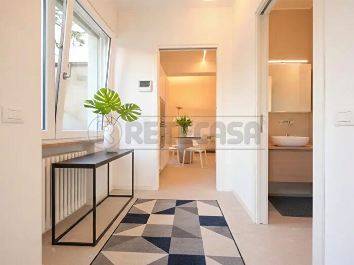 Appartamento trilocale in affitto in Via Mameli, Vicenza