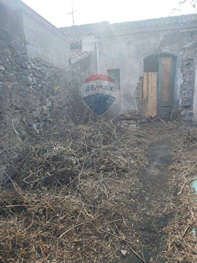 Casa trilocale in vendita in Strada Femminamorta, Riposto