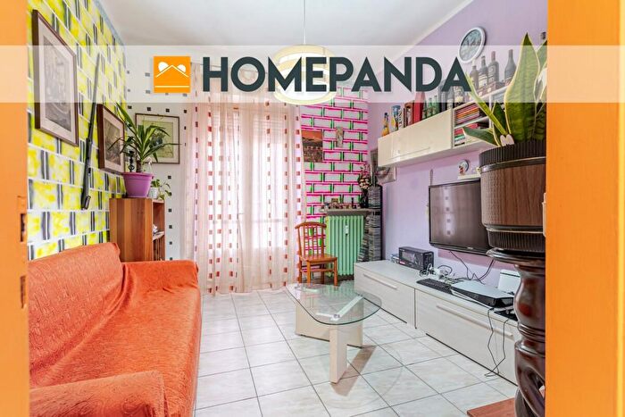 Appartamento con 6 locali in vendita in Via Felice Cavallotti N, Valenza