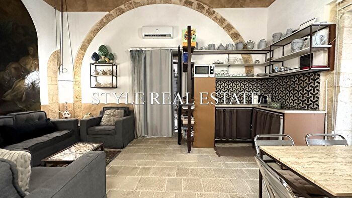 Case in Vendita e in Affitto - 3