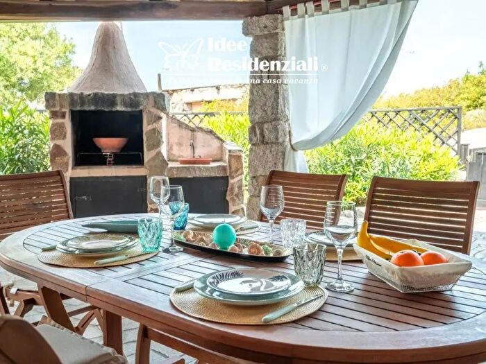 Casa trilocale in affitto in Via del Vecchio Marino, Palau