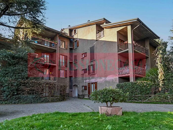 Appartamento quadrilocale in vendita in Via Marco Polo, Bonate Sotto