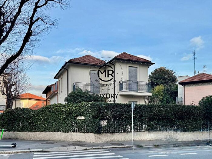 Casa con 5 locali in affitto in Via Lanciano, Zara, Milano