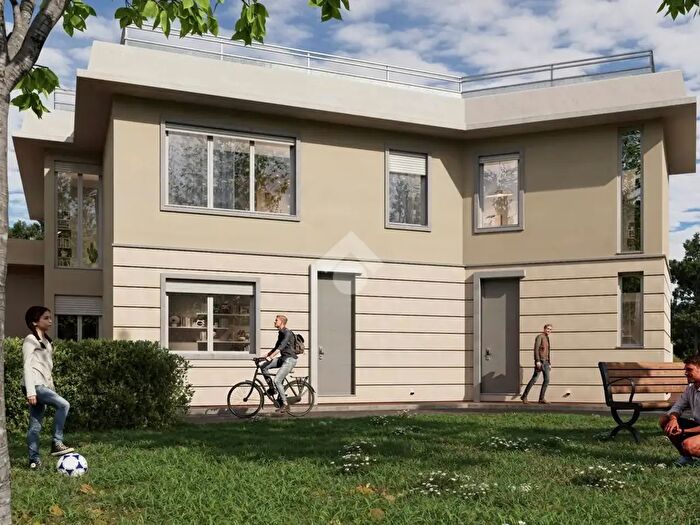 Appartamento quadrilocale in vendita in Via Spartaco Lavagnini, Pontassieve