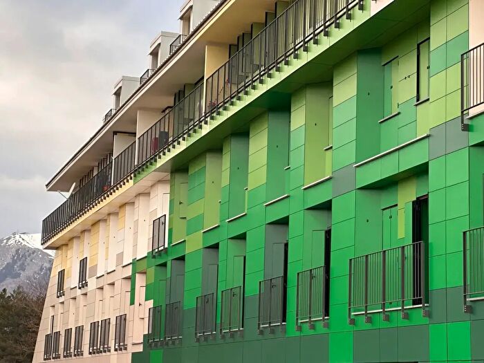 Case in Vendita e in Affitto - 2