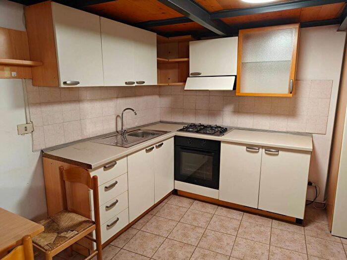 Appartamento bilocale in affitto in Via Clusone, Montenero, Milano