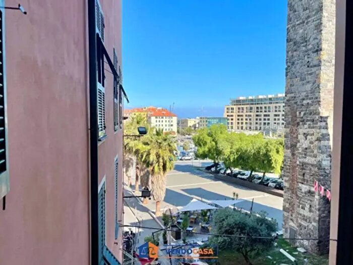 Appartamento bilocale in vendita in Via dei Sansoni, Savona