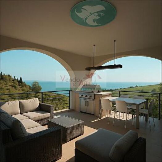 Casa con 6 locali in vendita in Via Montevecchio, Vasto