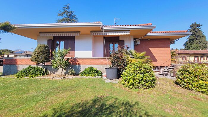 Case in Vendita e in Affitto - 3