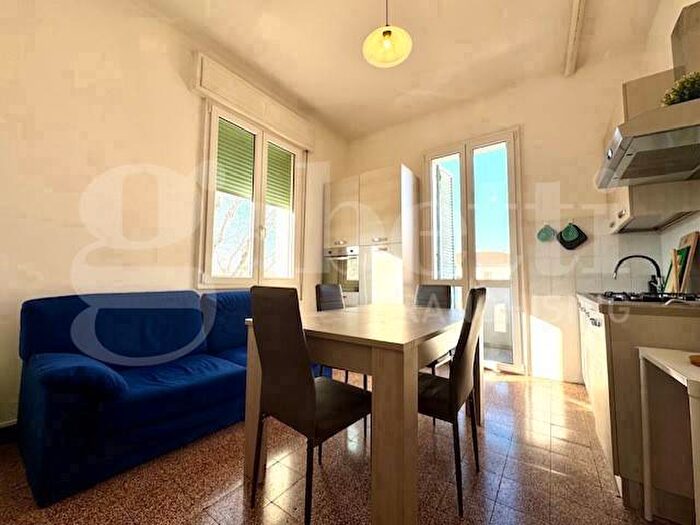 Appartamento trilocale in affitto in Via Gorizia, Saffi, Bologna