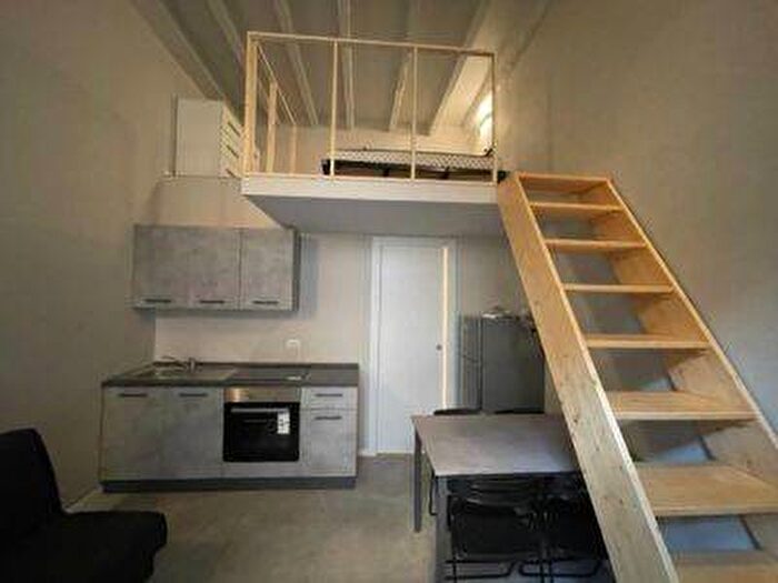 Appartamento monolocale in affitto in Via Popoli Uniti, Rovereto, Milano