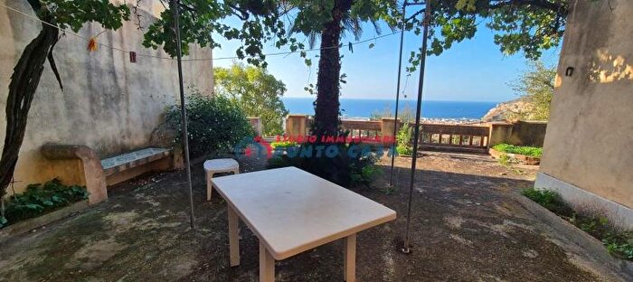 Casa con 5 locali in vendita in Via SantAnna, Erice