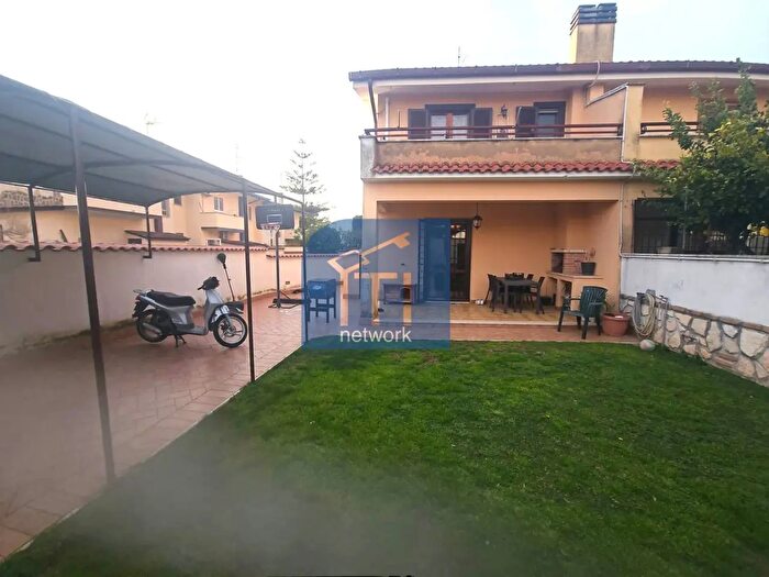 Casa trilocale in vendita in Via Gaspare Gozzi, Anzio