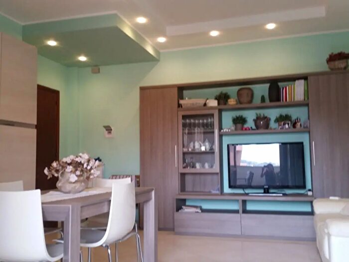 Appartamento trilocale in affitto in Francavilla Al Mare