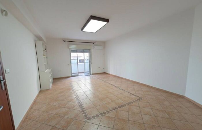 Appartamento quadrilocale in affitto in Via del Fante, Stagnone, Marsala