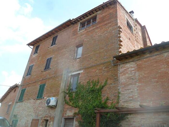 Casa quadrilocale in vendita in Villastrada, Castiglione Del Lago