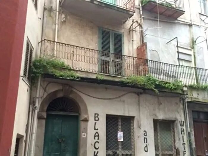 Casa in vendita in Via Mazzini, San Piero Patti