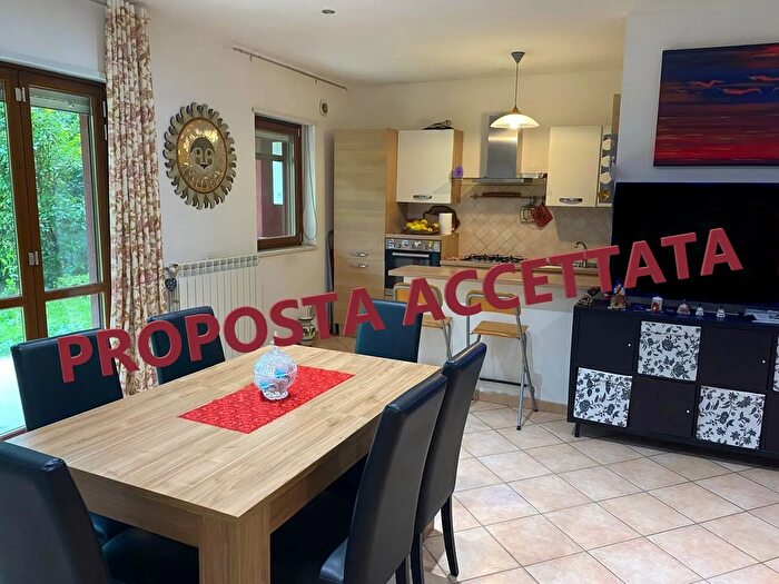 Appartamento trilocale in vendita in Via Ippolito Sabino Lanciano, Lanciano