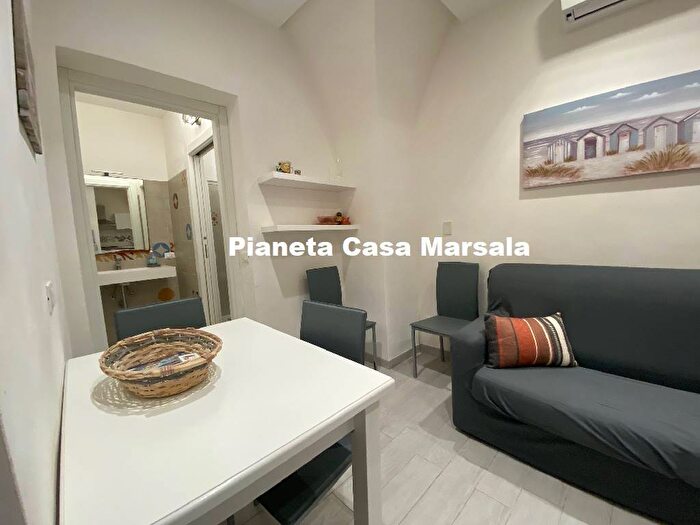 Appartamento con 5 locali in affitto in Via dei Mille, Centro Urbano, Marsala