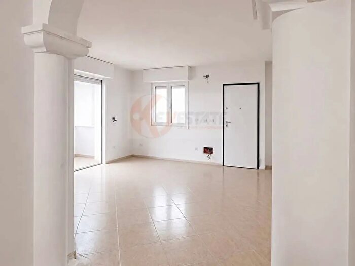 Appartamento trilocale in vendita in Via Dante Alighieri, Sassari