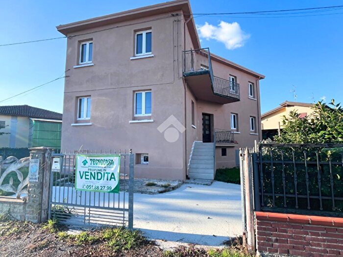Casa con 5 locali in vendita in Via S Ferrari, Molinella
