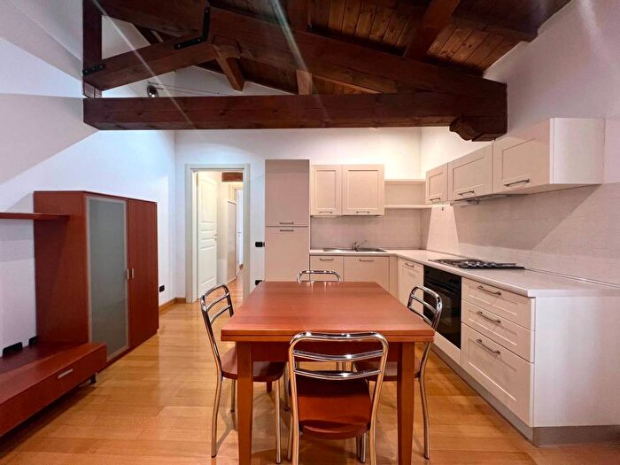 Appartamento bilocale in affitto in Vicolo Ghiaia, Cittadella Porta Nuova, Verona