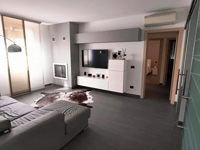Casa quadrilocale in vendita in Via Piazzola, Villafranca Padovana