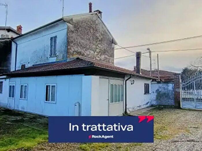 Casa quadrilocale in vendita in Via Vignale, Frascarolo