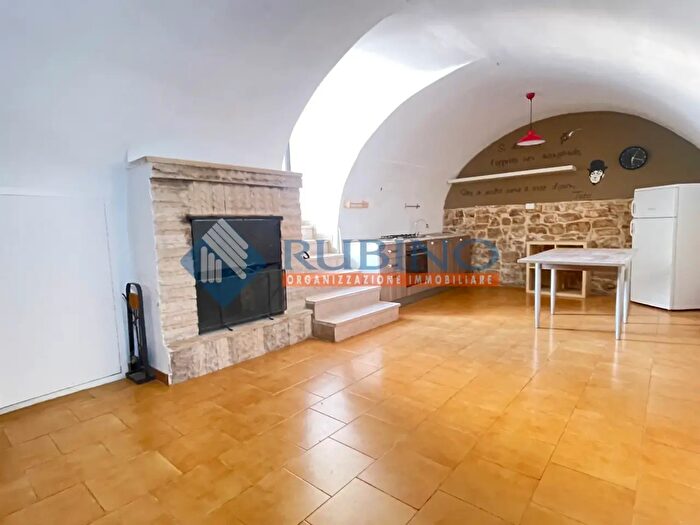 Appartamento trilocale in vendita in Via Guido Reni, Bari