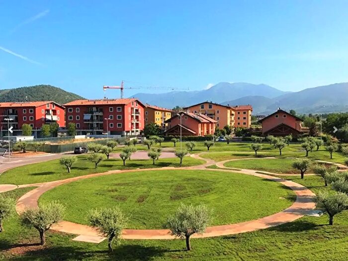 Appartamento trilocale in vendita in Via Latina, Alatri