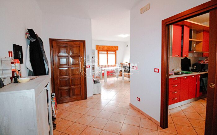 Appartamento trilocale in vendita in Viale Vittorio Veneto, Vignola