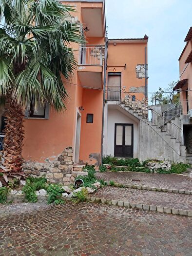 Appartamento trilocale in vendita in Taurano