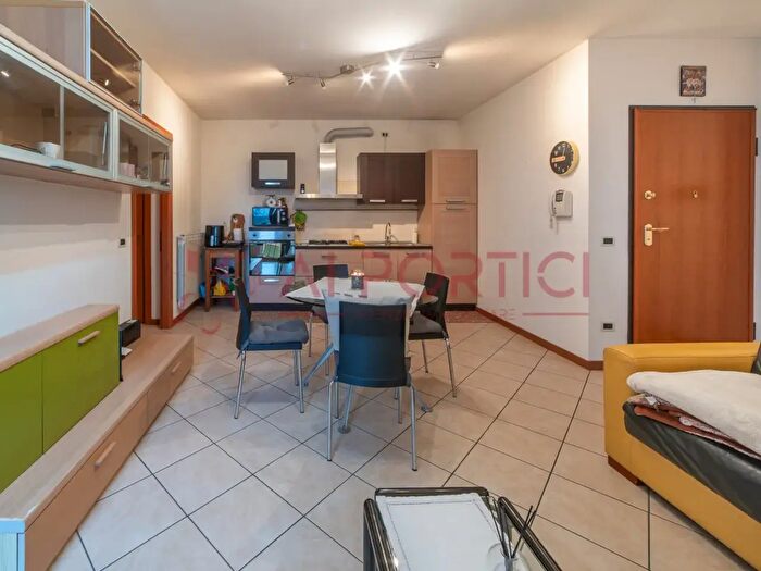 Appartamento trilocale in vendita in Via Carraresi, Codevigo