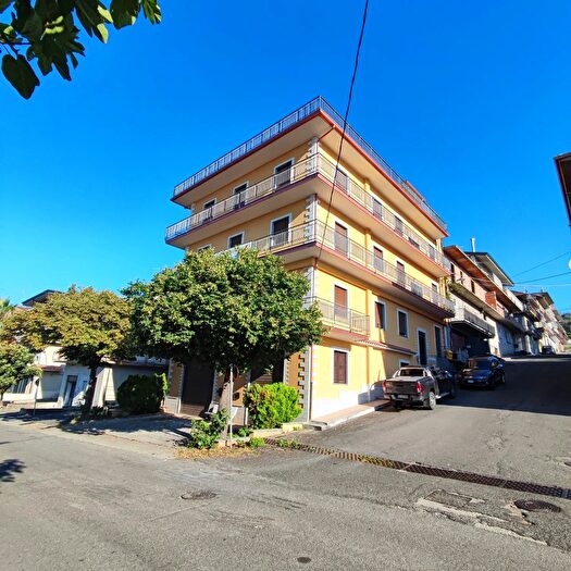 Appartamento con 5 locali in vendita in San Calogero