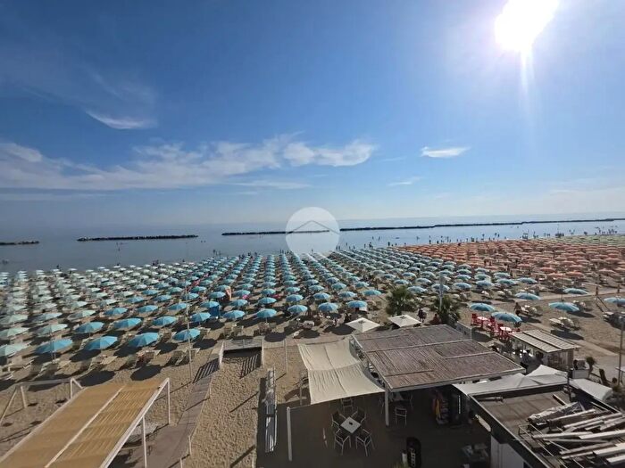 Appartamento trilocale in vendita in BellariaIgea Marina