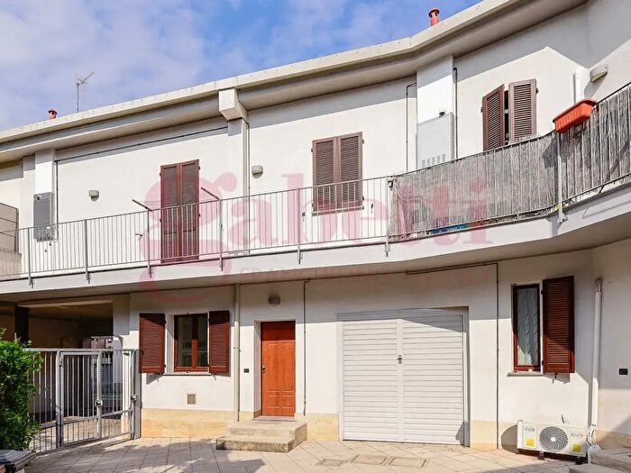 Casa quadrilocale in vendita in Via San Giorgio, Cabiate