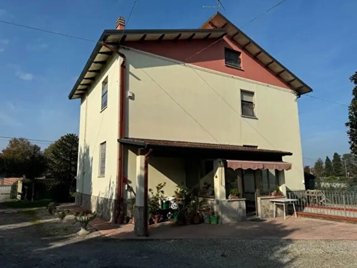 Casa con 5 locali in vendita in Ferrara