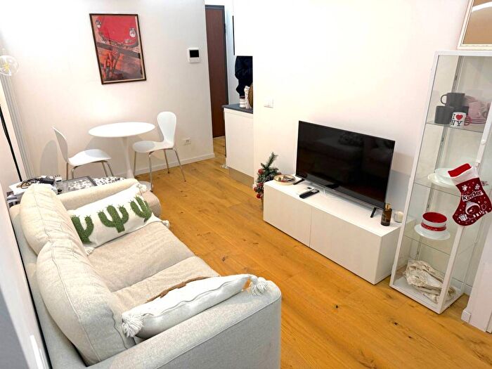 Appartamento bilocale in affitto in Via Friuli, Porta Romana Medaglie dOro, Milano