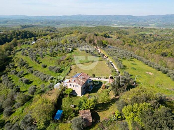 Casa con 6 locali in vendita in Sr, Citta Della Pieve