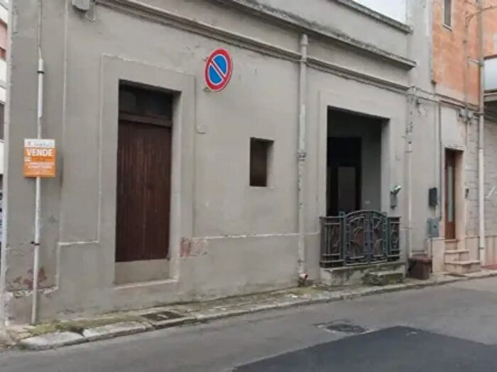 Appartamento quadrilocale in vendita in Via Tommaso Veccari, Villa Castelli