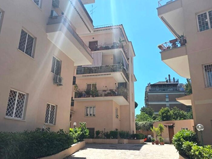 Appartamento bilocale in affitto in Via Grazia Deledda, Talenti Monte Sacro, Roma