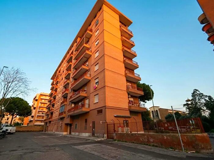 Appartamento quadrilocale in vendita in Via Salvatore Bastianelli, Civitavecchia