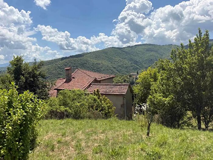 Casa con 5 locali in vendita in Poggiolino, Castel San Niccolo'