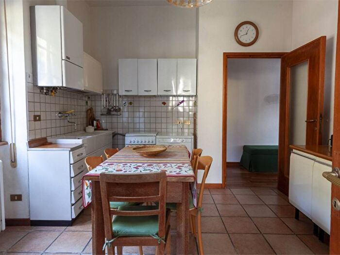 Appartamento bilocale in affitto in Via Statale, Centro, Mandello del Lario