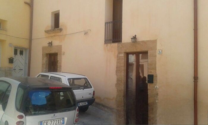 Casa con 5 locali in vendita in Cortile Galluzzo Sciacca, Sciacca