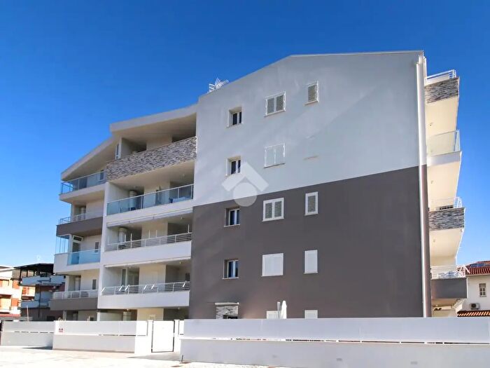 Appartamento trilocale in vendita in Via Dante Alighieri, Tortoreto