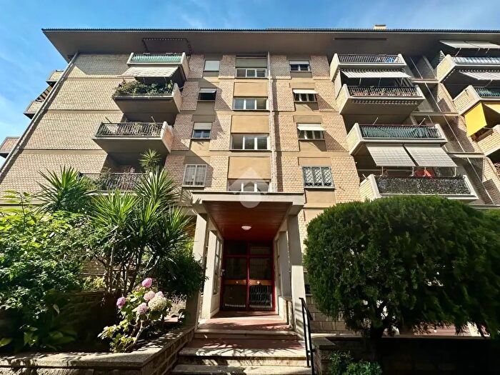 Appartamento monolocale in affitto in Via Mar Rosso, Roma