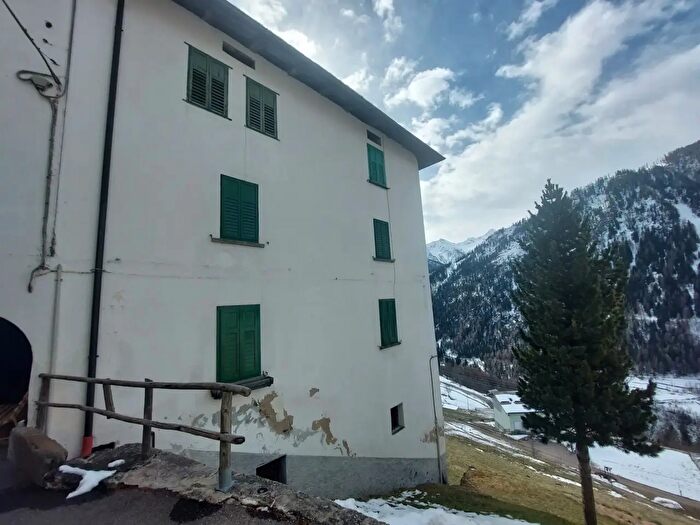 Appartamento bilocale in vendita in Peio