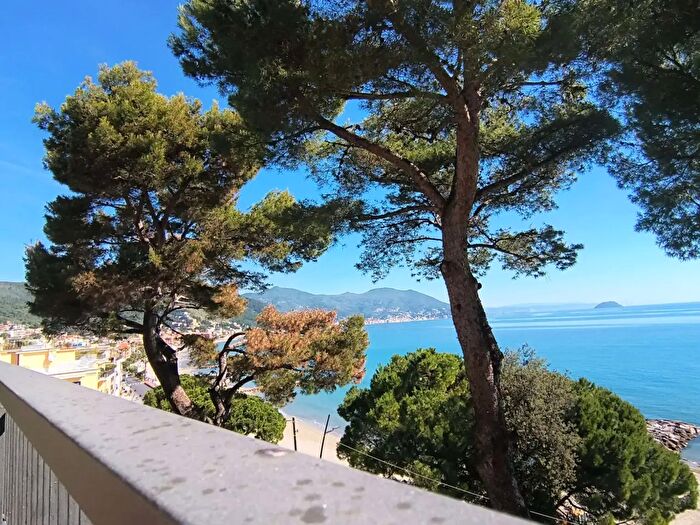Appartamento bilocale in affitto in Laigueglia